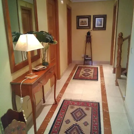 فندق Azua 2*